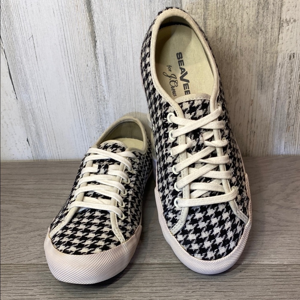 SeaVees Women's Monterey Sneakers - 6